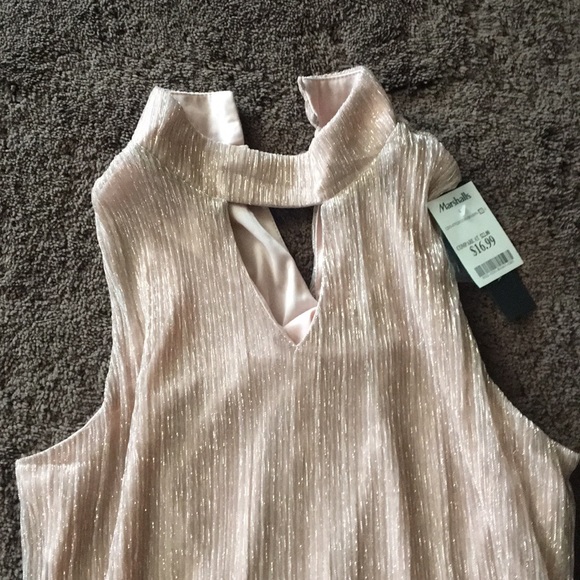 Blouse - Picture 2 of 3